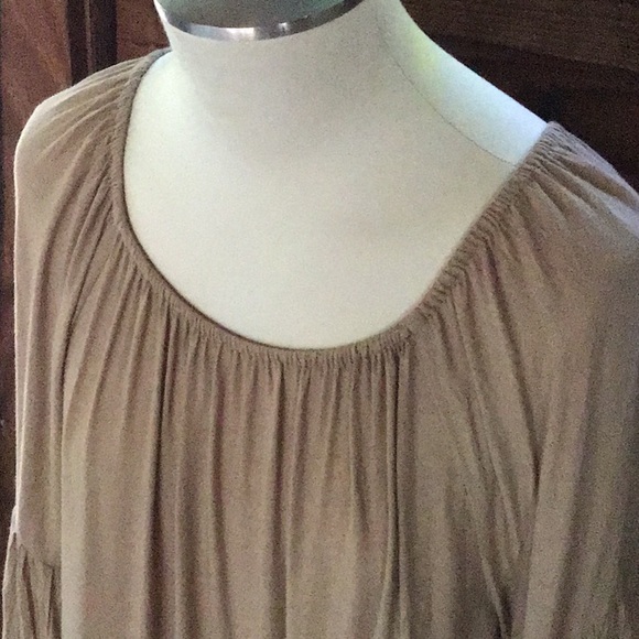 SALE! Flowing Boho Embroidered Tunic - Picture 5 of 13